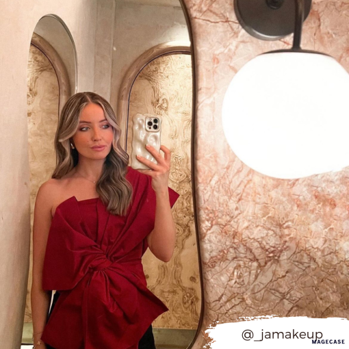 mirror selfie with gold phone case